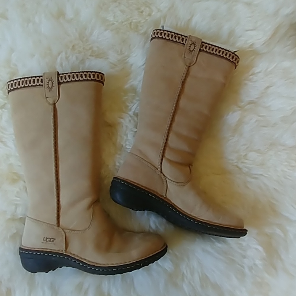 UGG Sheepskin below-the-knee boots